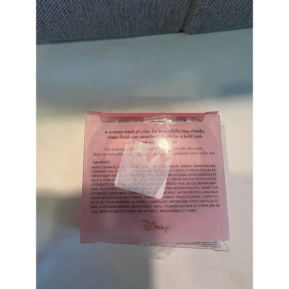 The Creme Shop x Disney Minnie Mouse Creme Blush Date Night NIB - Picture 2 of 2